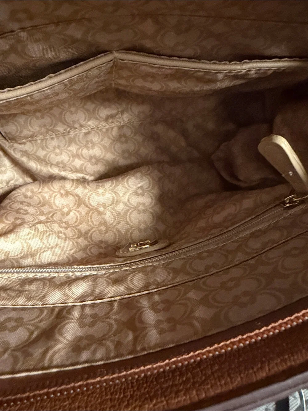 Classic Structured Women’s Satchel in Tan with Gold Hardware
